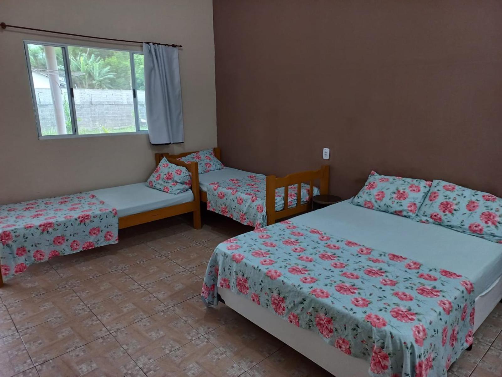Locacao P Final De Semana Mourada Terrea Hotel Caraguatatuba Exterior photo
